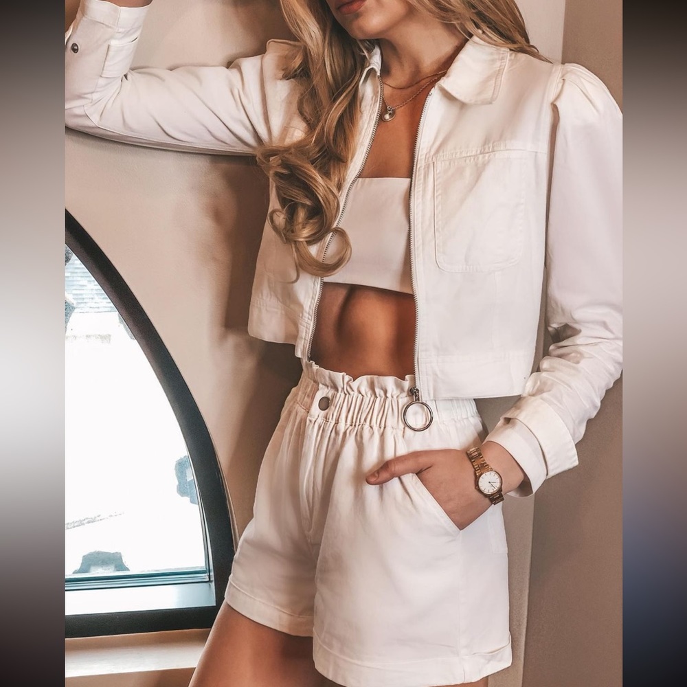 White jacket & shorts set